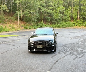 Audi S4 Premium Plus d'occasion 2011, excellent état, prête à être expédiée - Product Image 1