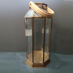 Ensemble de 3 lanternes à bougies faites à la main avec verre et poignée en cuir laiton finition laiton pour la décoration de la maison - Product Image 4