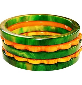 Venta al por mayor de pulseras de jade vintage de diseñador personalizadas para mujer, brazalete de resina acrílica genuina, patrón floral, estilo Ángel para Navidad - Product Image 2