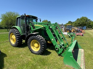 Mejor Relación Calidad-Precio para Tractor John Deere 4052M 100HP 4WD con Bomba, Disponible Ahora, Entrega Rápida, con Motor Premium - Product Image 6