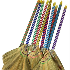 Achat en vrac de balais artisanaux en bambou naturel du Vietnam - Product Image 3