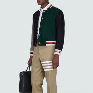 High Street Style Lettermen Chaqueta de béisbol de invierno 100% Lana Personalizable Secado rápido Nueva llegada Stand Collar Chaqueta universitaria - Product Image 2