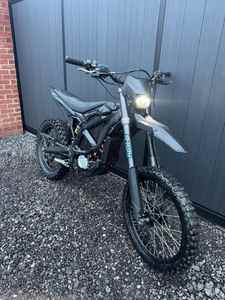 Serie 2024 SURRON ULTRA BEE MILES 894, 2 llaves, 1 cargador, auténtico, ¡Oferta! Envío gratis - Product Image 6