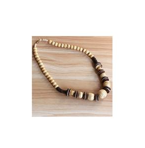 Collier en bois de qualité supérieure, prix de gros, diverses couleurs, collier en bois de la meilleure qualité pour femmes et filles, collier d'anniversaire - Product Image 2