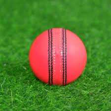 Balle dure de cricket rose 134g personnalisable haute performance avec logos et tailles personnalisés - Product Image 2