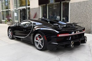 บูกัตติ ชีรอน ซูเปอร์ สปอร์ต ปี 2022 รถมือสองสภาพดี ได้รับการรับรองความสะอาด - Product Image 6