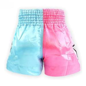 Shorts de Muay Thai Personnalisés 2025 de Haute Qualité pour Hommes, Équipement de Boxe et MMA 100% Satin Respirant, Vêtements de Combat Très Vendus en Gros - Product Image 4