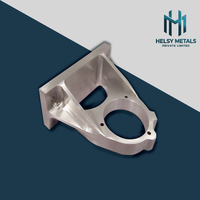 Boîtier de boîte de vitesses en aluminium léger avec canaux de dissipation thermique et points de fixation filetés pour l'automatisation