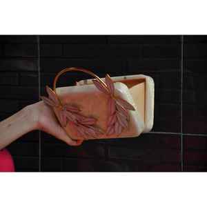 Embrague de resina hecho a mano de diseño único para mujer, cubierta colorida con cremallera, decoración de diamantes, cierre abierto para mujer a la moda - Product Image 4