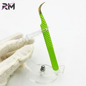 Outil de précision pour cils RMI Super September, en acier inoxydable de haute qualité, antistatique, durable, avec pointe en plasma dorée et revêtement en poudre verte - Product Image 3