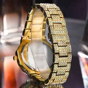 Reloj de Diamantes de Acero Inoxidable de Moda para Unisex con Diseño Elegante, Movimiento Mecánico, Resistente al Agua, para Venta de Exportación - Product Image 3