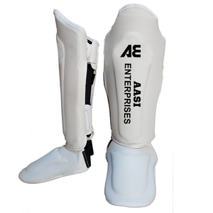 Protège-tibia en cuir personnalisé Nouveau protège-tibia d'entraînement et de combat avec logo personnalisé pour la course à pied - Product Image 1