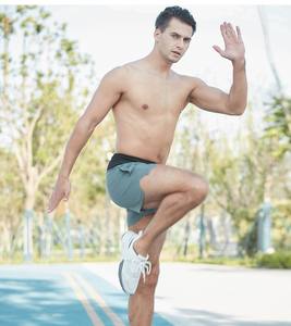 Pantalones cortos para correr para hombre, cintura ligera, bolsillos de malla, poliéster, pantalones cortos de secado rápido con ropa interior para hombre, pantalones cortos deportivos con logotipo personalizado - Product Image 5