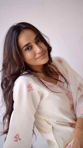 Más vendidos de buena calidad Chanderi seda algodón multicolor Dhaga bordado cuello redondo manga completa patrón tres piezas Kurti Set - Product Image 6