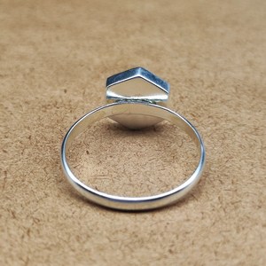Bague simple en argent sterling véritable 925 avec lunette hexagonale vierge de 10mm, idéale pour les cendres et la résine, pour le remplissage du lait maternel. - Product Image 6