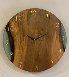 Resina epossidica all'ingrosso personalizzata e legno incrinato orologio da parete/orologio da parete in legno dal Design unico di migliore qualità