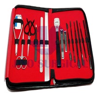 Kits de toilettage professionnels outils de soin des ongles en acier inoxydable de haute qualité ensemble de manucure et de pédicure avec 15/16/18 pièces soins de beauté