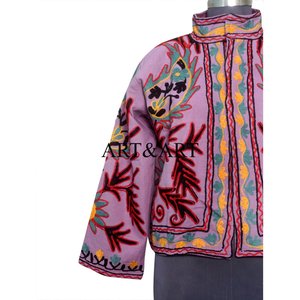 Chaqueta Corta Acolchada 100% Algodón, Bordada a Mano con Diseño Suzani, Estilo Boho, Clásica, Elegante y Ecológica para Mujer - Product Image 2