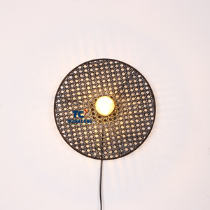 Venta al por mayor de Vietnam sostenible ratán colgante pantalla tejida a mano Boho iluminación para sala de estar dormitorio - Product Image 3