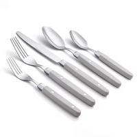 Couverts de luxe en acier inoxydable avec ustensiles de qualité alimentaire et design ergonomique pour les repas quotidiens, les fêtes, la restauration et l'hôtellerie