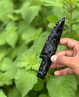 Couteau en obsidienne noire, silex, lame fantaisie en forme de flocon, dentelée, cadeau Wicca, élimine la négativité, couteau sculpté à la main, poignard