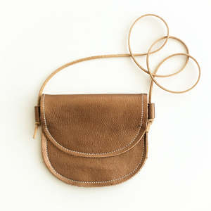 Monedero de Cuero Color Bronce para Niños, Accesorio Infantil - Product Image 1