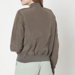 Blouson Bomber Femme de Qualité Supérieure, Veste Extérieure Zippée Décontractée, Coupe-Vent Respirante en Tissu 100% Polyester, Logo Personnalisé, Léger - Product Image 2