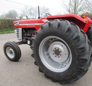 Tractor agrícola Massey Ferguson usado 4x4 90HP con caja de cambios y bomba-El mejor precio cerca de mí - Product Image 3