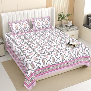 Parure de lit double 3 pièces en coton imprimé à la main Jaipuri, motif floral et animalier rose pâle, avec taies d'oreiller à bordure élégante - Product Image 1