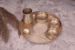 Service de table en laiton de style classique avec plateau, vaisselle écologique réutilisable pour la maison et l'hôtellerie - Product Image 6