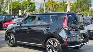 Kia Soul GT-Line IVT 2023, Sedán, Gasolina, Asientos de Cuero - Product Image 3