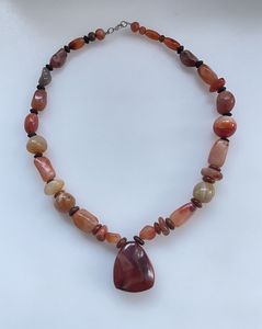 Venta al por mayor de accesorios creativos Vintage collar de resina geométrica con diseño de Ángel colgante de moda más nuevo para las mujeres - Product Image 5