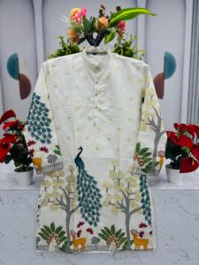 Kurta de haute qualité et au design haut de gamme pour les garçons d'honneur, vêtements ethniques assortis pour les fonctions de mariage disponibles en grande quantité - Product Image 5