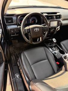 Toyota 4Runner TRD Off-Road 2.4L Turbo 4WD Automatico Benzina Guida a Sinistra SUV Usato 2025 Pronto per l'Esportazione - Product Image 2