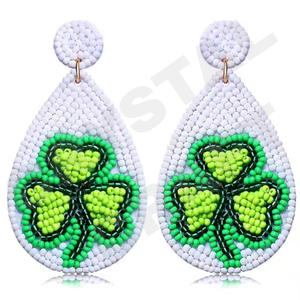 Boucles d'oreilles vintage multicolores en perles pour femmes Patriotic Orange White Blue pour les mariages ou le Memorial Day - Product Image 4