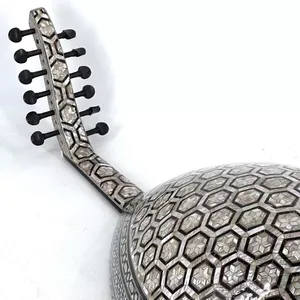 Gawharet El Fan Oud Profesional de 9 Cuerdas - Lira Árabe Hecha a Mano con Incrustaciones Hexagonales de Madreperla - Product Image 3