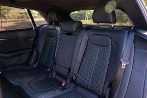 Offre Spéciale : Audi RS Q8 Twin-Turbo V8, AWD, modèle 2022, d'occasion, en excellent état - Prêt à être expédié - Product Image 3
