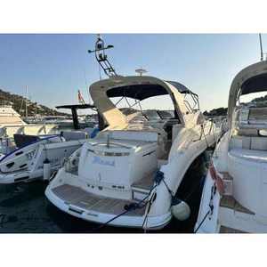 Bateau à moteur Fairline Targa 40 en aluminium, ponton gonflable pour sports nautiques - Product Image 5
