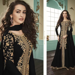 ชุดเลเฮนกาโชลีผ้าตาข่ายลายผีเสื้อสำหรับผู้หญิง งานปักลายฟ็อกซ์จอร์เจตต์ พิมพ์ลายดิจิทัล เหมาะสำหรับงานปาร์ตี้และงานเทศกาล คุณภาพพรีเมียม - Product Image 2