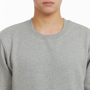 Sweat-shirt pour homme surdimensionné et lourd, sweat-shirt décontracté chaud pour l'hiver / Sweat-shirt surdimensionné pour homme, style minimaliste, coupe décontractée - Product Image 2