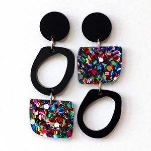 ชุดต่างหูอะคริลิคทรงเรขาคณิตสีสันสดใสสำหรับผู้หญิงสไตล์คลาสสิกต่างหูเรซิ่นมีเสน่ห์-แฟชั่นขายส่ง - Product Image 5