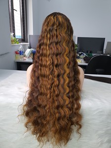 Perruques de cheveux humains Lace Front Deep Wave Kinky bouclés 32 pouces cheveux bruts donateur unique cheveux bruts doublement étirés cheveux humains bruts vietnamiens - Product Image 2