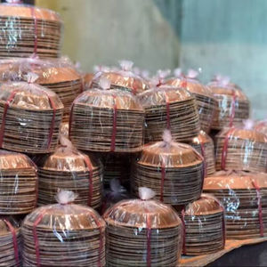 Platos y platos de hojas de areca totalmente naturales, utensilios de comedor sostenibles ecológicos hechos a mano para fiestas, barbacoas, eventos de picnics - Product Image 1