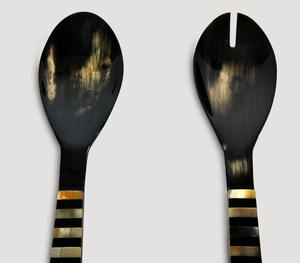Ensemble de serveurs à salade en corne naturelle artisanale de luxe avec incrustation unique à rayures horizontales, poignées multicolores, grande cuillère à mélanger - Product Image 6