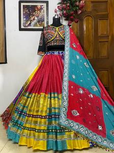 Nouveau concepteur Navratri Festival fête porter lourd beurre soie numérique imprimé et vrai miroir travail Lehenga Choli avec Dupatta - Product Image 4