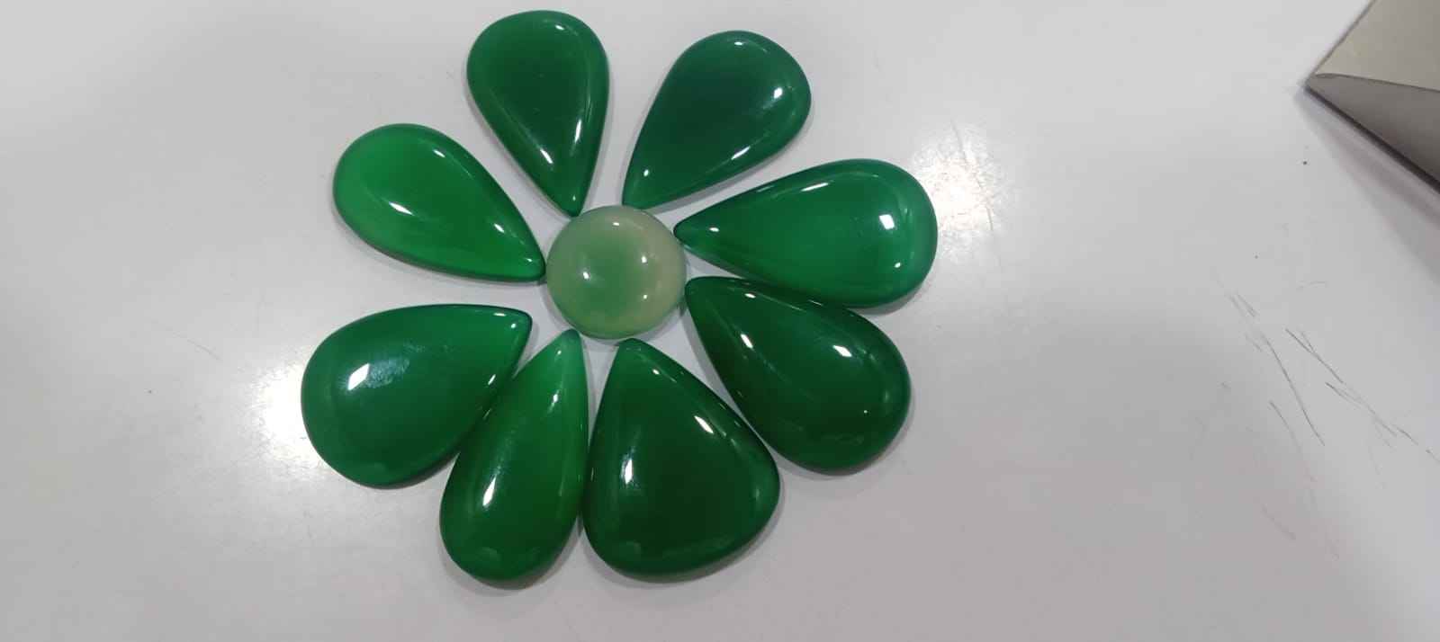 สีเขียว