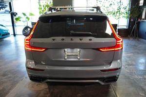 PRÊT À EXPÉDIER LHD/RHD 2022 VOL-VO V60 RECHARGE T8 POLESTAR ENGINEERED 415-HP PLUG-IN HYBRID POWERTRAIN AWD - Product Image 2