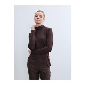 Blusa de Punto para Mujer, Mezcla de Viscosa, con Detalle Overlock, Suave como la Piel de un Bebé, Cómoda y Moderna - Product Image 1