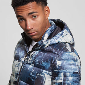 2025 Chaqueta acolchada para hombre de diseño personalizado con capucha Chaqueta de invierno recubierta larga de estilo callejero en varios colores Servicio OEM - Product Image 6