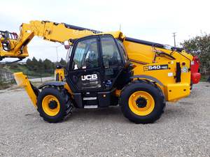 รถเทเลแฮนด์เลอร์การเกษตรรุ่นใหม่ เครื่องยนต์ดีเซล 2.5 ตัน ระยะเอื้อม 10 เมตร - Product Image 2